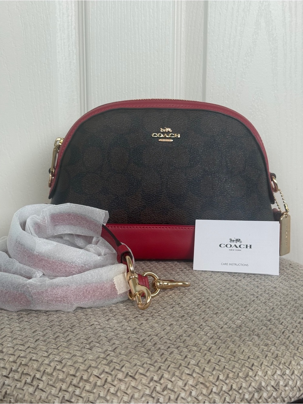 COACH SIGNATURE DOME CROSSBODY BAG NEW, #6674